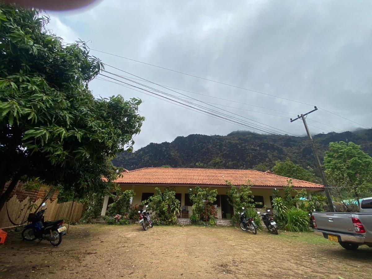 Ban O Letana Guesthouse מראה חיצוני תמונה