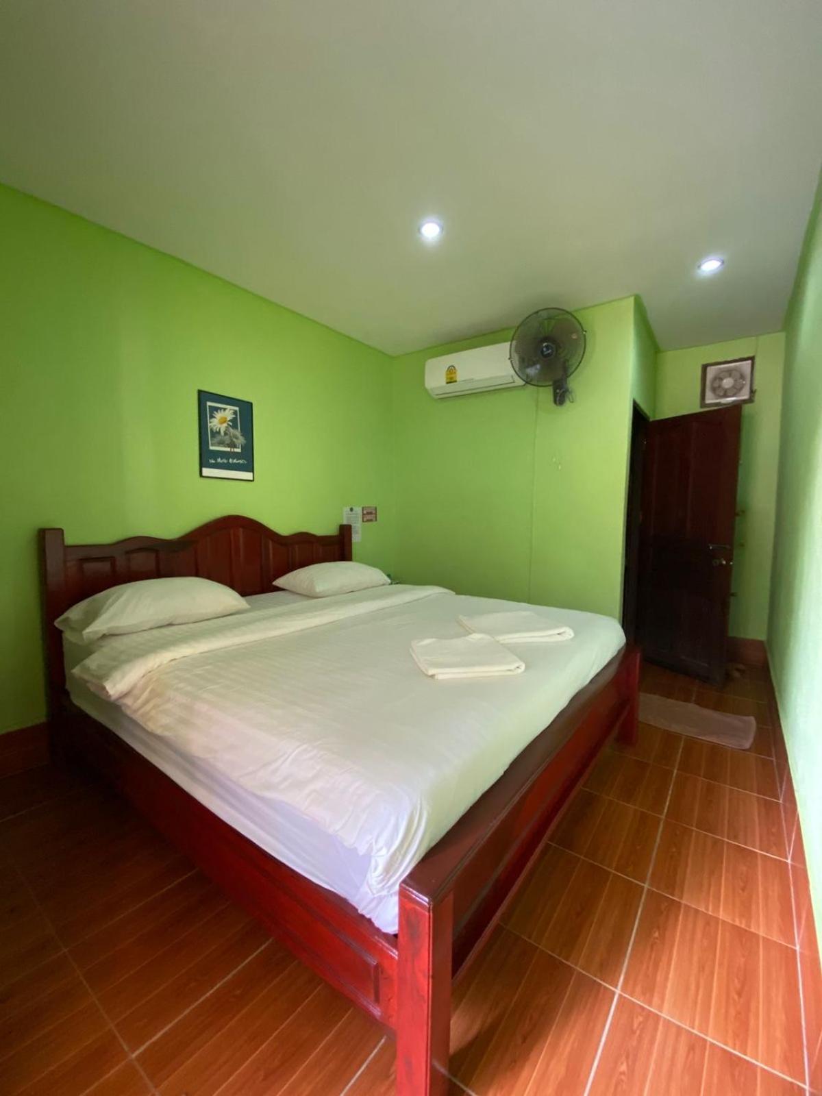 Ban O Letana Guesthouse מראה חיצוני תמונה