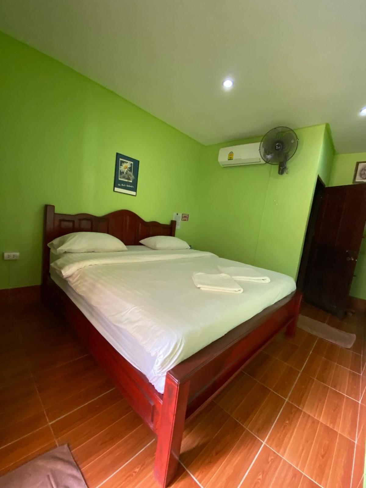 Ban O Letana Guesthouse מראה חיצוני תמונה